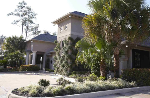 exterior view of Fawcett Center for Dentistry office