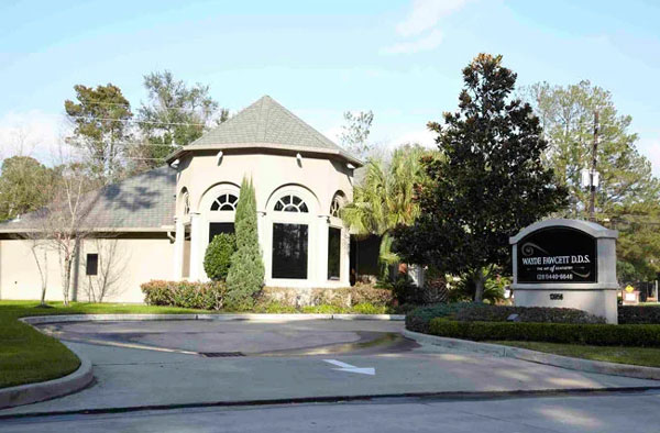 exterior view of Fawcett Center for Dentistry office